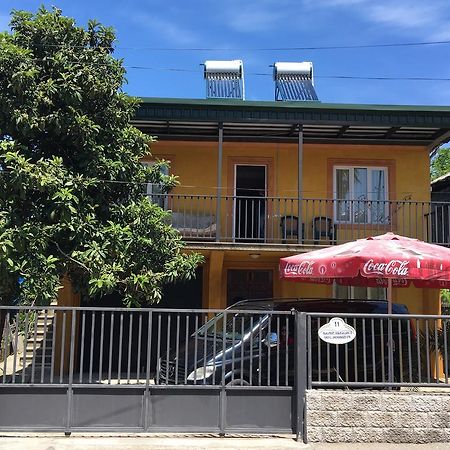 Suliko Guest House バトゥーミ エクステリア 写真
