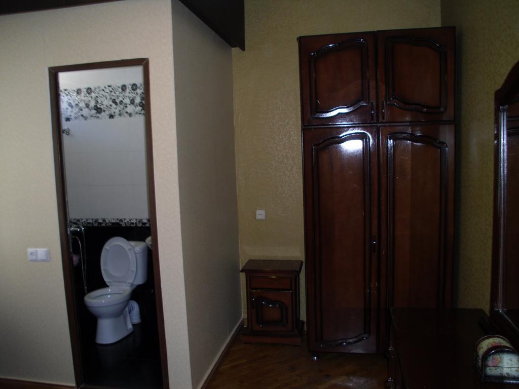 Suliko Guest House バトゥーミ エクステリア 写真