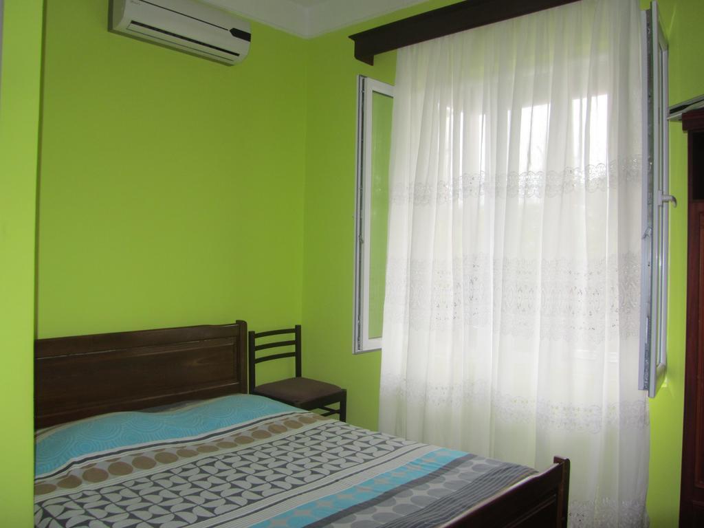 Suliko Guest House バトゥーミ 部屋 写真