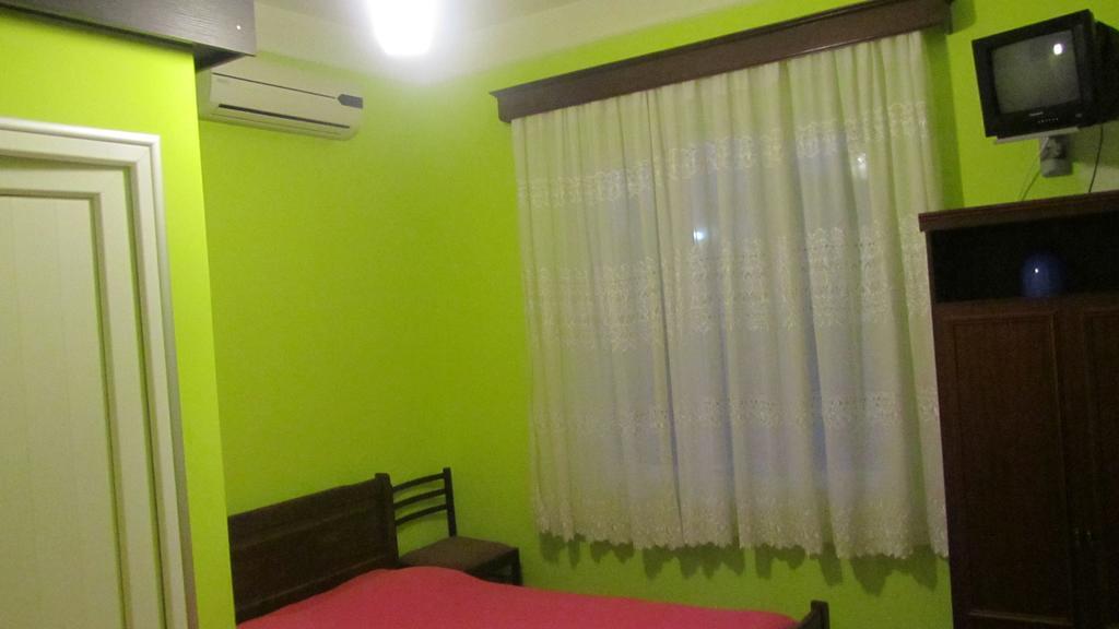 Suliko Guest House バトゥーミ エクステリア 写真