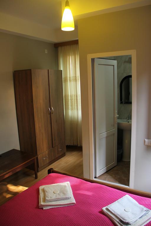 Suliko Guest House バトゥーミ エクステリア 写真